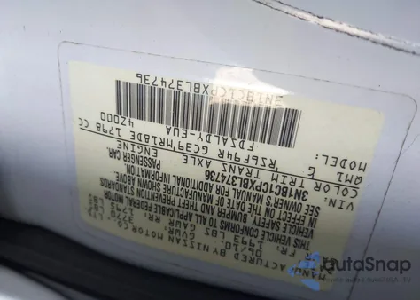 2011 Nissan Versa 1.8S из США, поврежденный, VIN 3N1BC1CPXBL374736